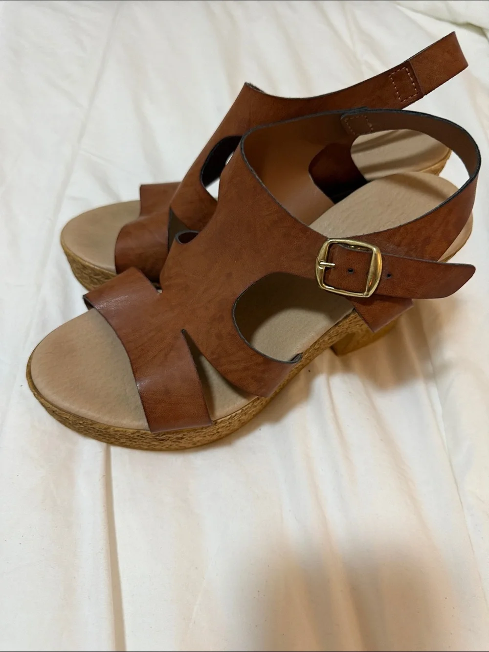 N/A comfortable brown